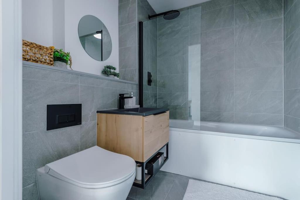 Stunning 2-Bed Premium Apartment - Free Wi-Fi بريستون المظهر الخارجي الصورة