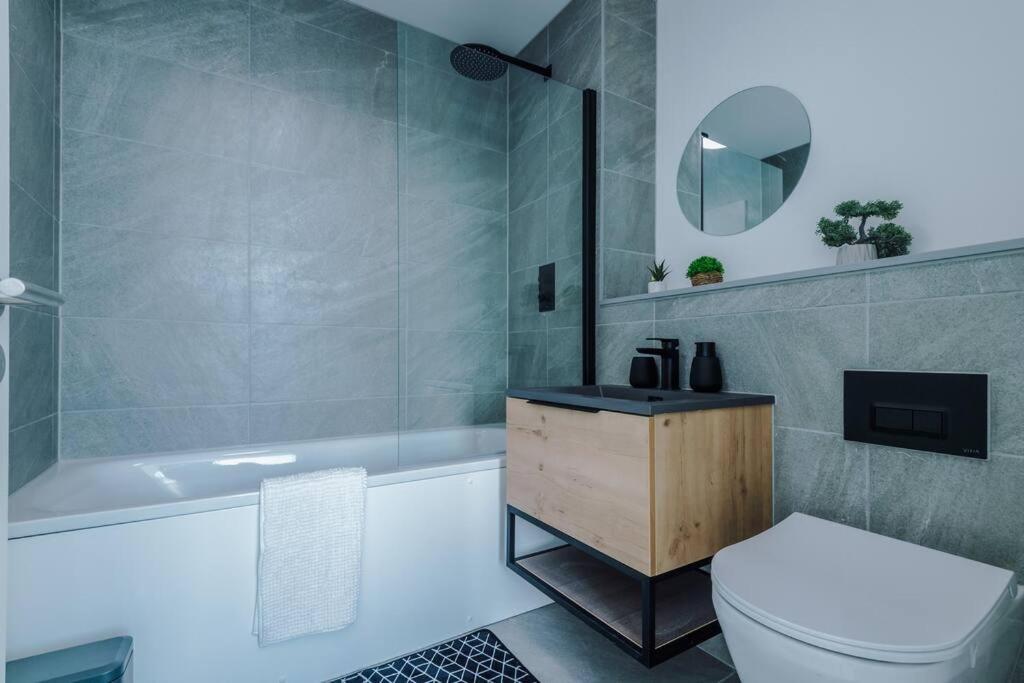 Stunning 2-Bed Premium Apartment - Free Wi-Fi بريستون المظهر الخارجي الصورة